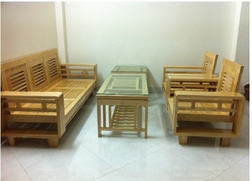 Chất liệu bàn ghế gỗ cũ quyết định đến giá thành của sản phẩm