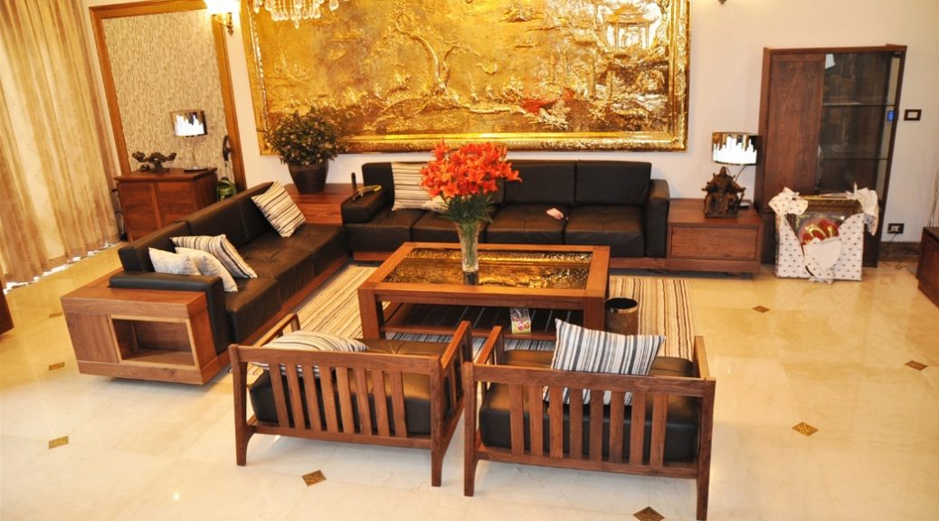 Chọn salon gỗ theo khả năng tài chính của bạn