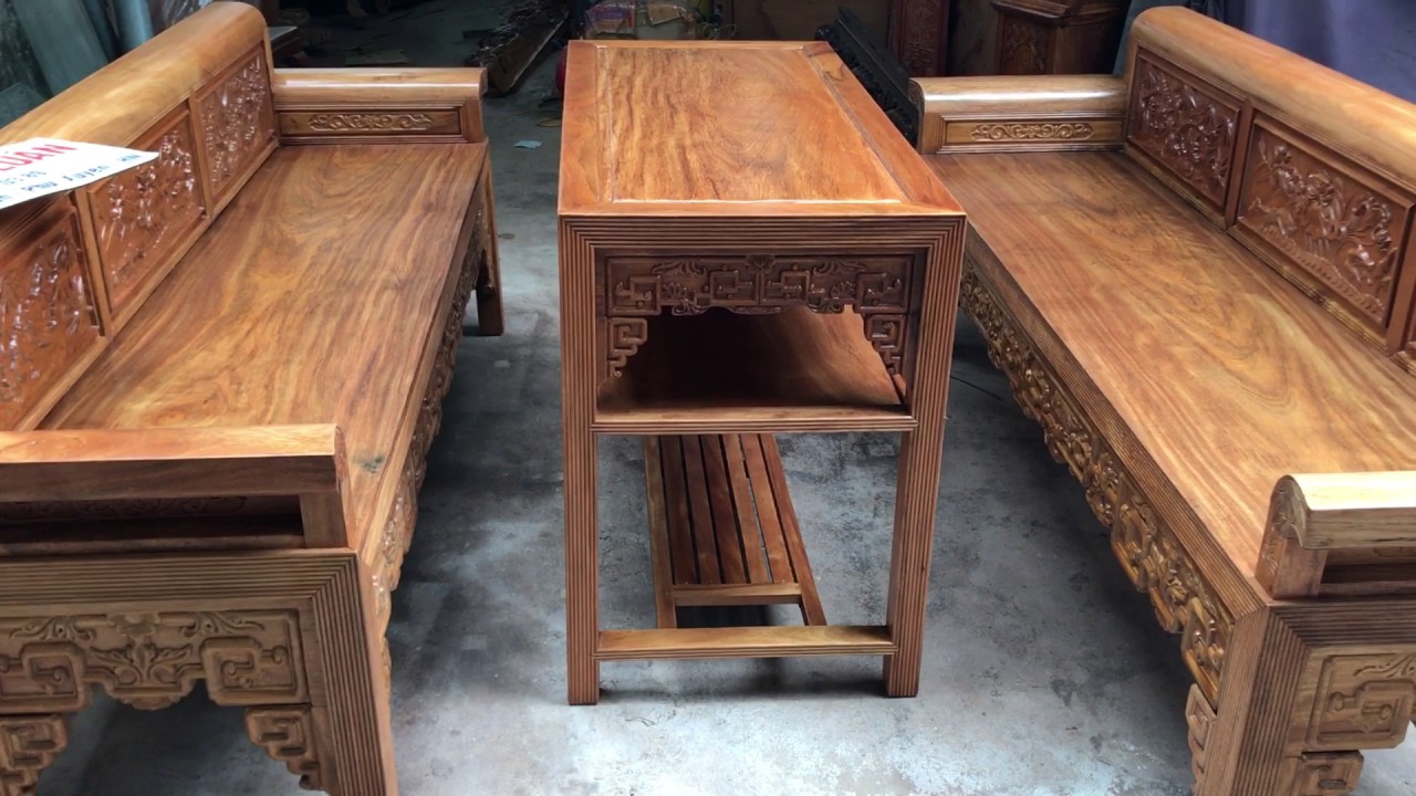 Công ty ANh Khoa có nhiều mẫu trường kỷ đẹp, chất lượng